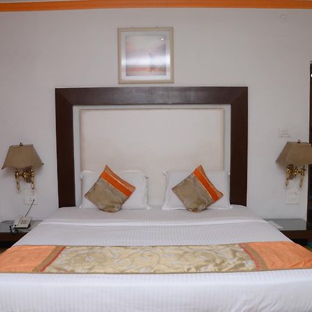 Hotel Rahul Deluxe Nagpur Exterior foto