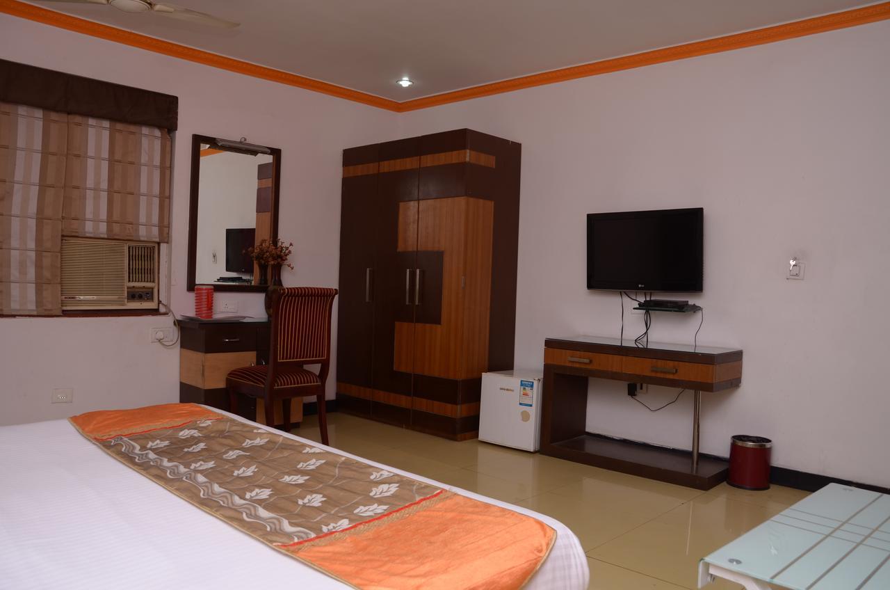 Hotel Rahul Deluxe Nagpur Exterior foto